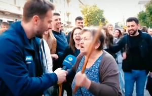 "Bako, što mislite o umjetnoj inteligenciji?" Ovaj video je odmah postao viralan: doznajte zašto