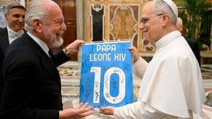 Papa Lav susreo se s prvakom talijanskog Serie A Napolijem: „Tisak kaže da sam navijač AS Rome, ali nema na čemu!“
