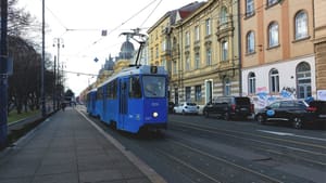 Zagreb se oprašta od legendarnih tramvaja "Bikova"