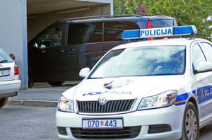 Šokantna Fotopotreba u Zagrebu: Vozač koji je izbjegavao policiju i završio u zatvoru izazvala je prava senzaciju!