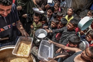 Nezamislivo: Bajram u Gazi pretvoren u pakao! Ljudi ginu čekajući pomoć, broj mrtvih ledi krv!
