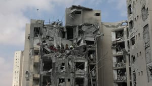 Dogovoren prekid vatre, ali borbe se nastavljaju: Iran lansirao nove rakete na Izrael